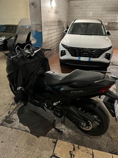 Yamaha T-Max 530 DX (2017 - 19) usata