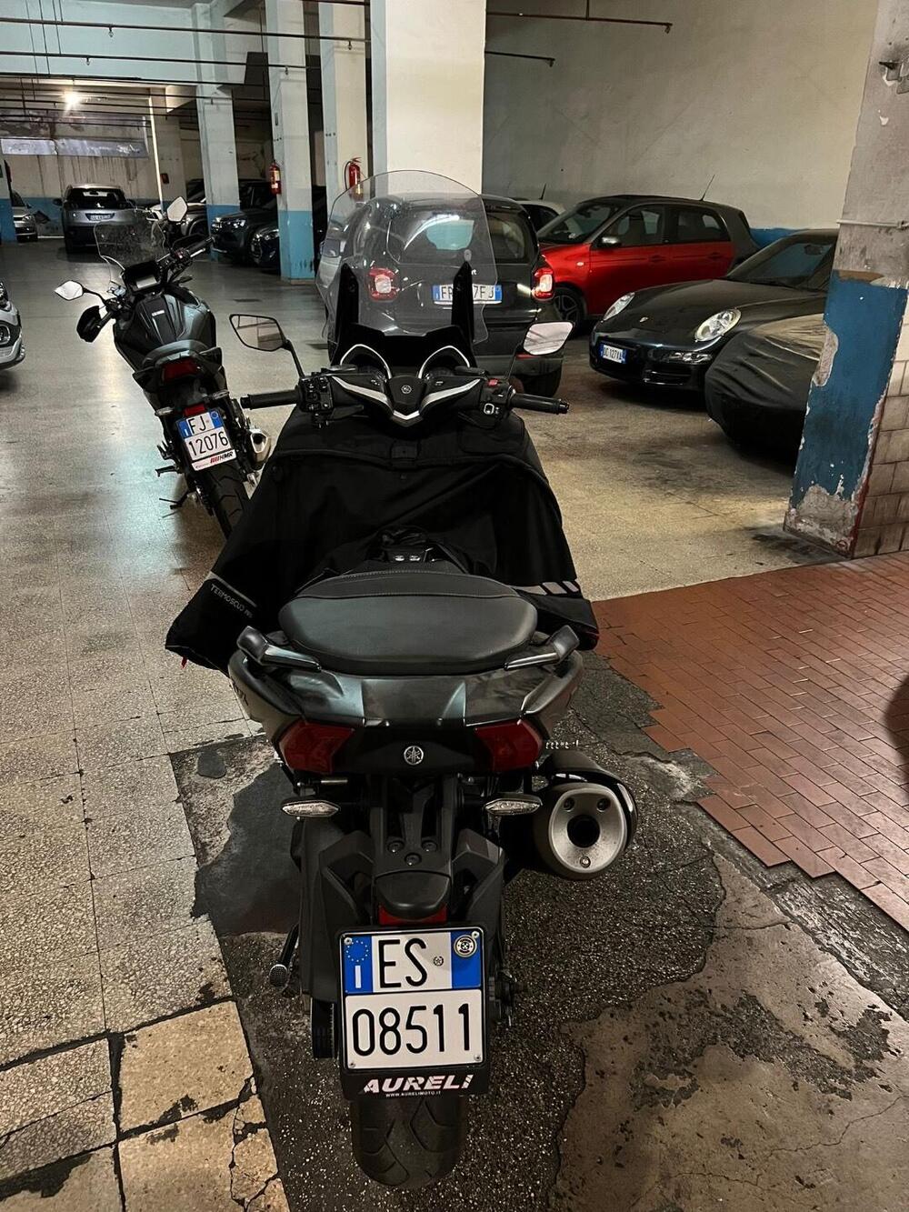 Yamaha T-Max 530 DX (2017 - 19) (4)