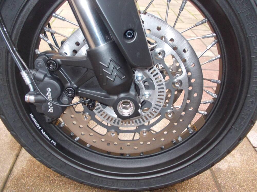 Moto Morini SEIEMMEZZO SCR (2022 - 26) (7)