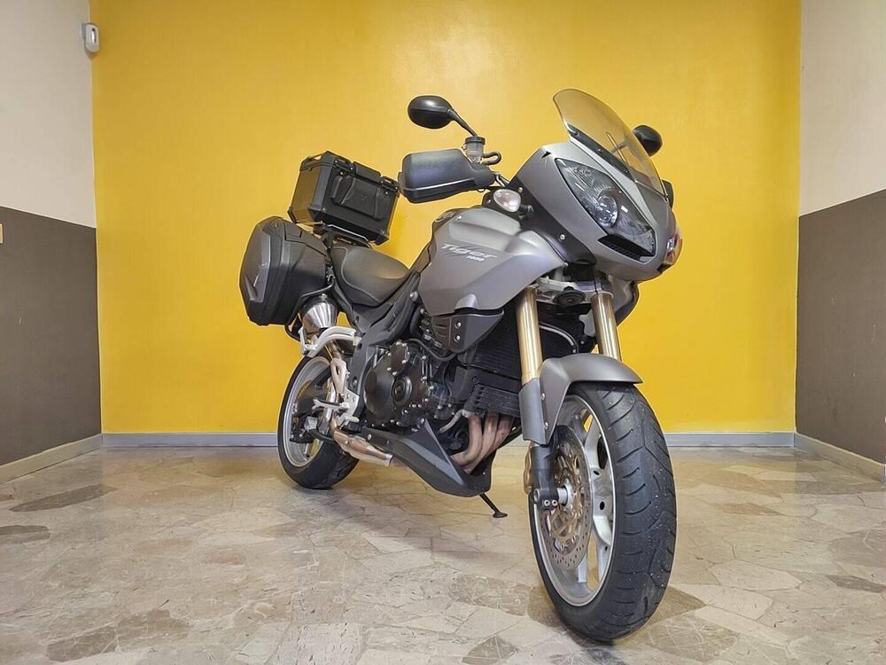 Triumph Tiger 1050 ABS (2006 - 12) (2)