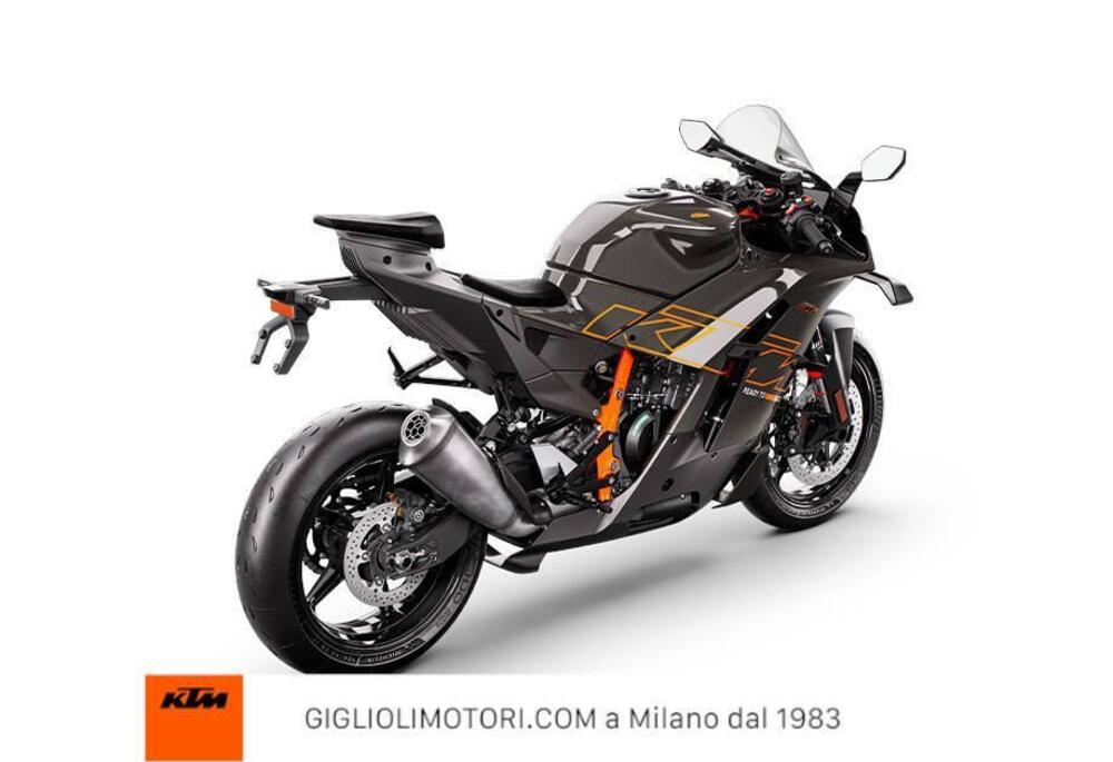 KTM 990 RC R (2026) (2)