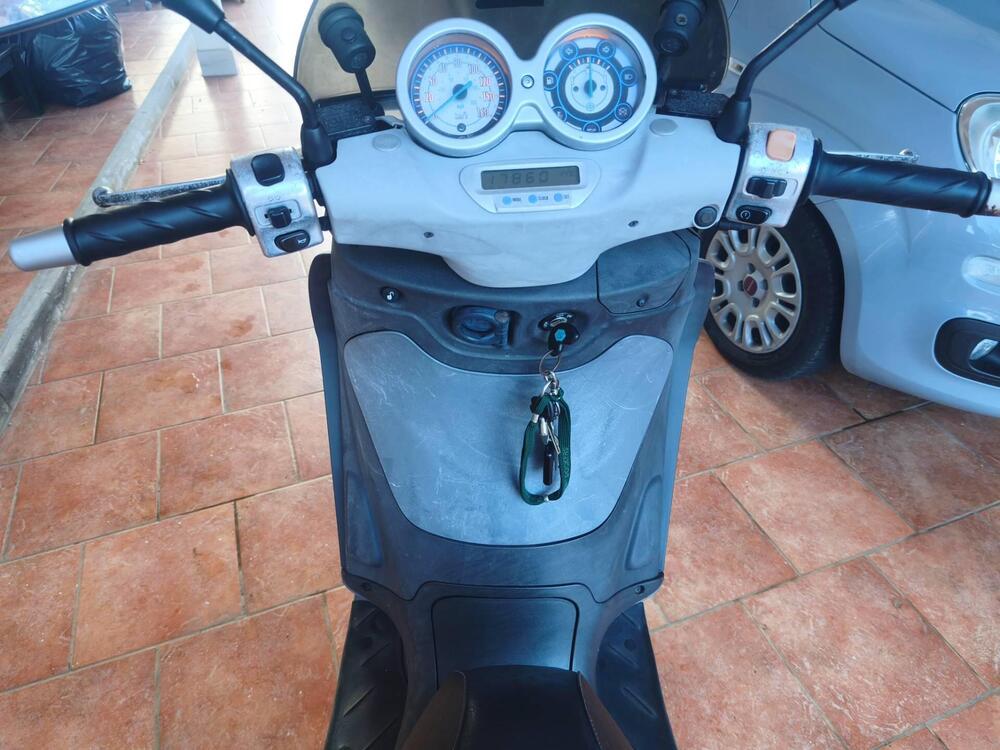 Piaggio Beverly 200 (2002 - 03)