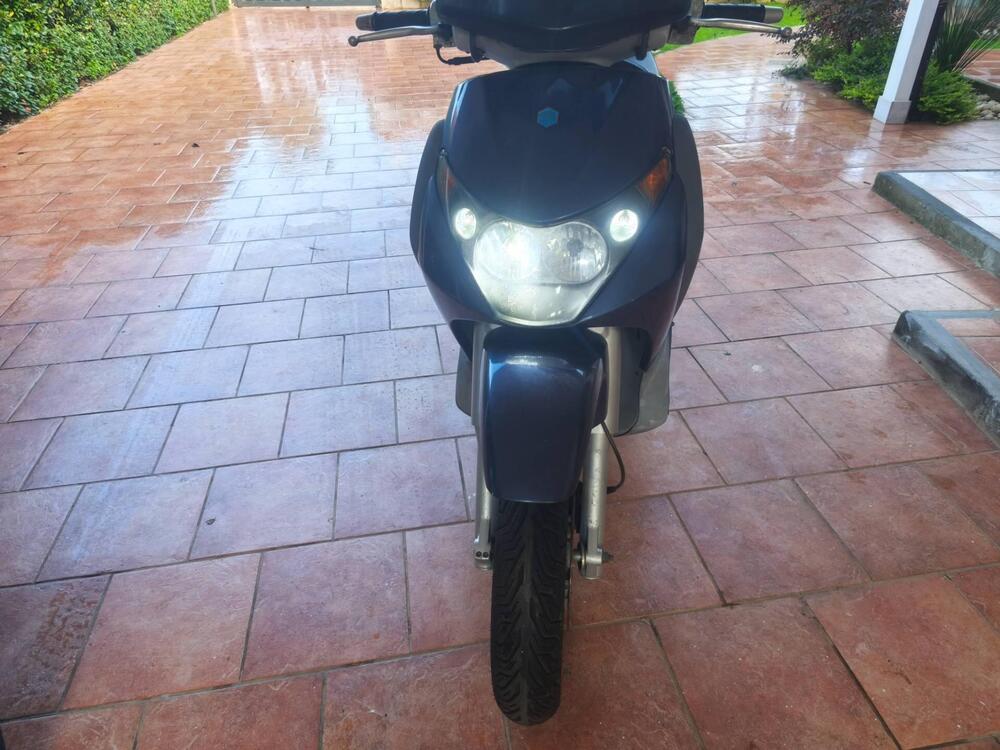 Piaggio Beverly 200 (2002 - 03) (9)