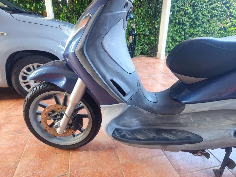 Piaggio Beverly 200 (2002 - 03) (11)