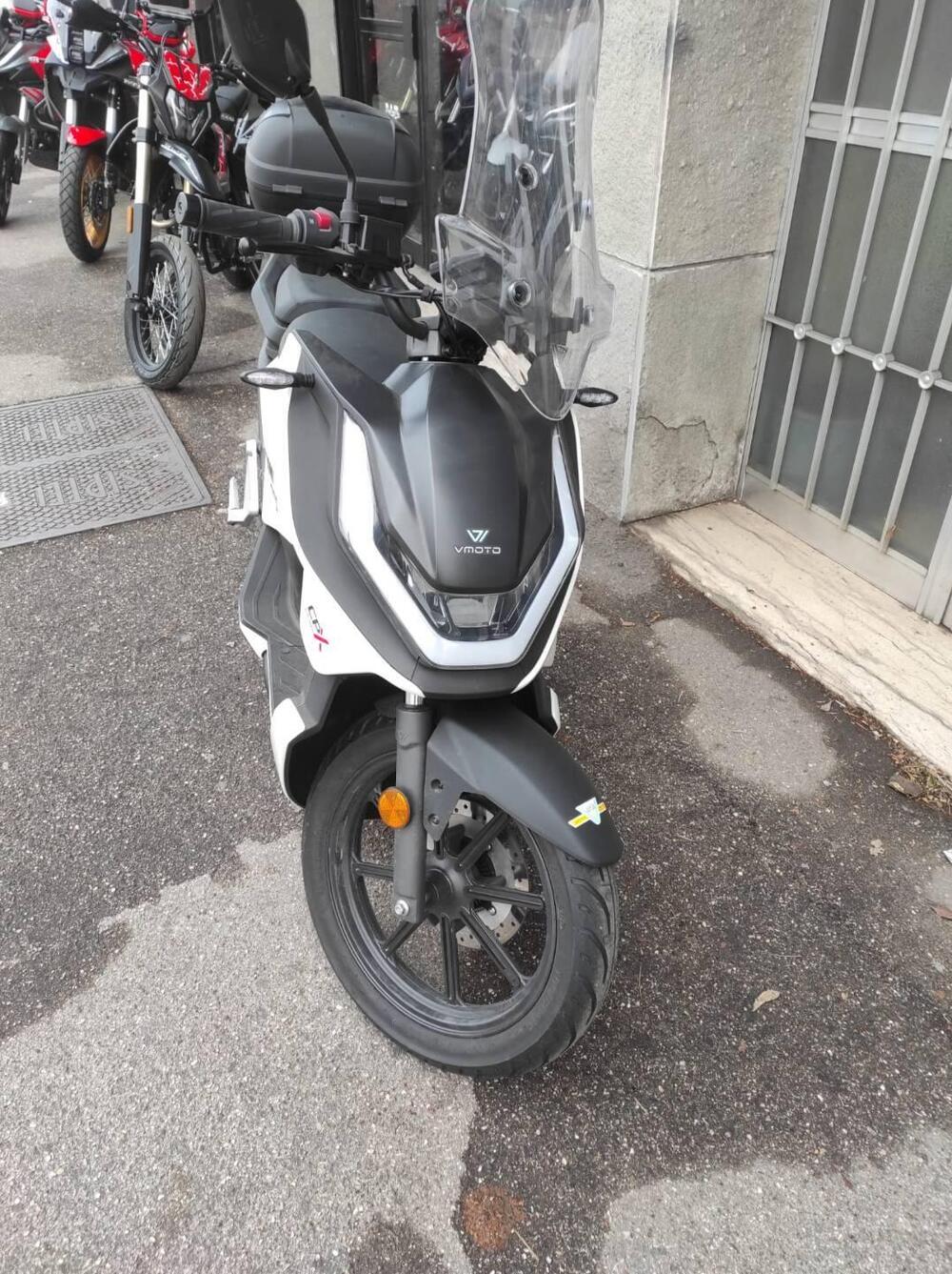 VMoto CPx Explorer (2024 - 25) (2)