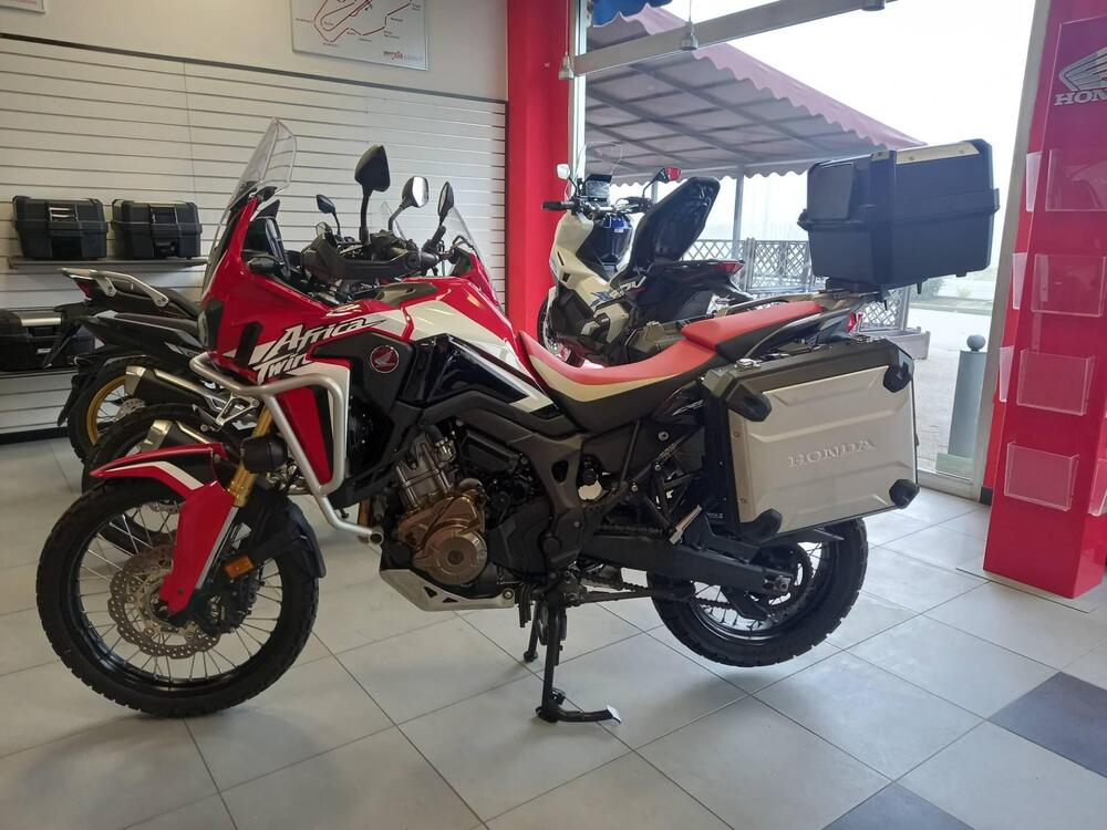 Honda Africa Twin CRF 1000L DCT ABS (2016 - 17) (2)