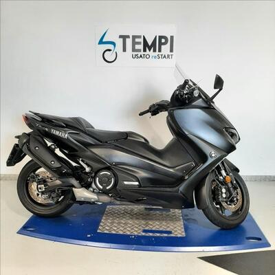 Yamaha T-Max 560 (2020 - 21) usata