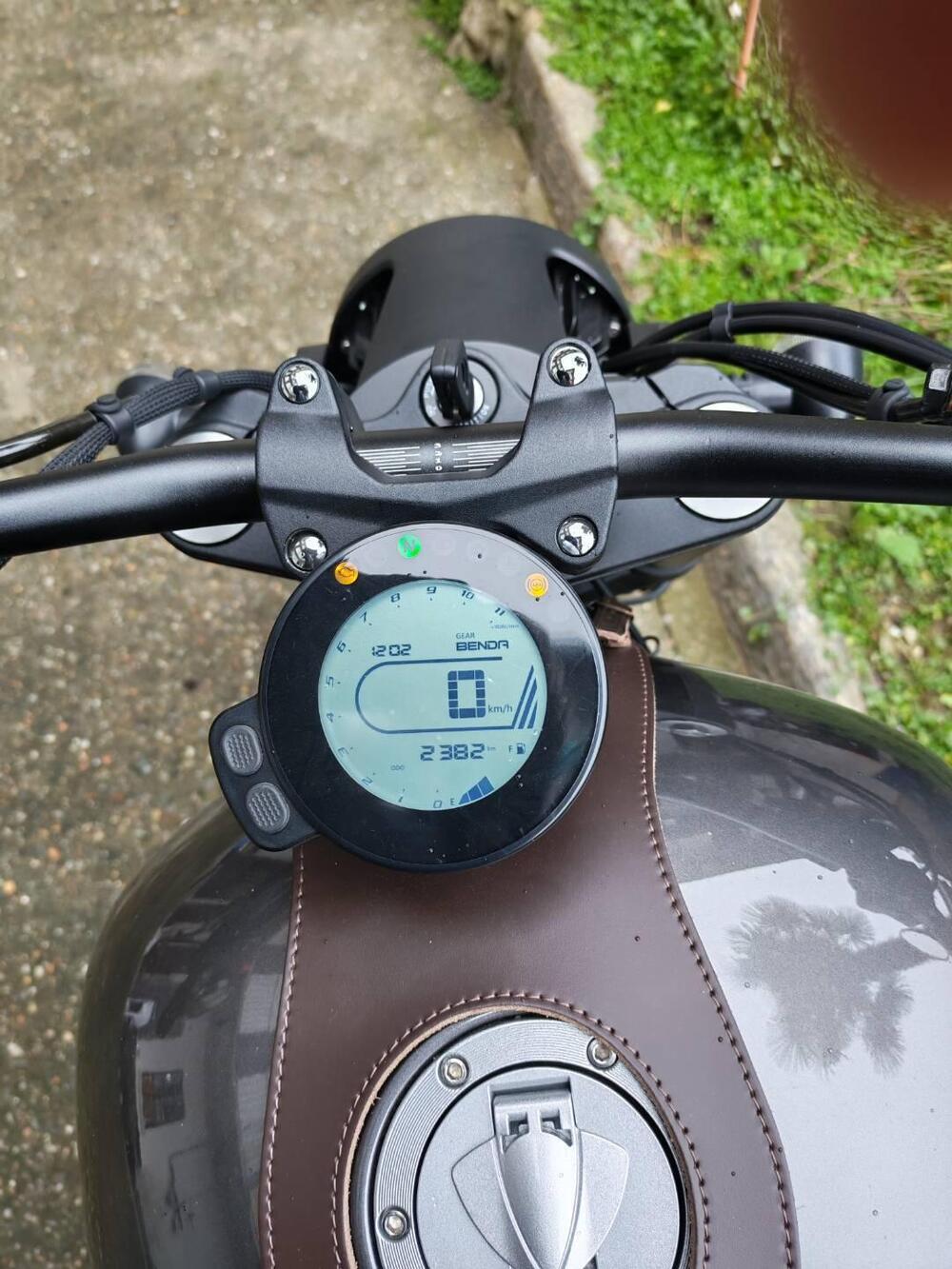 Keeway Motor V302 C (2022 - 25) (3)