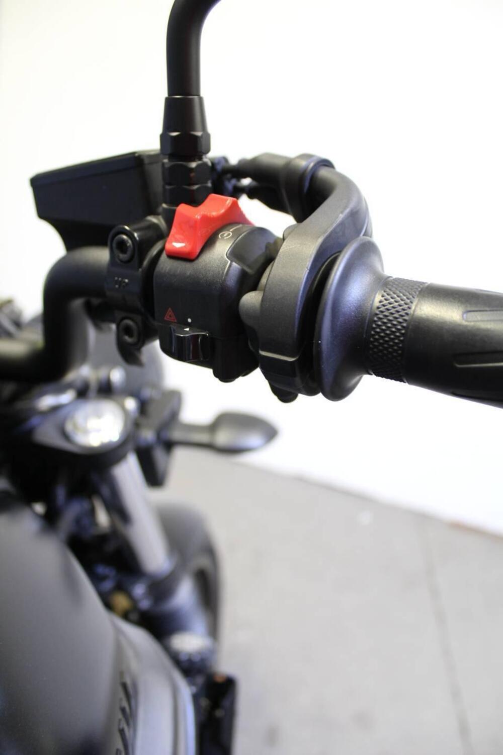 Yamaha XSR 700 ABS (2016 - 20) (12)