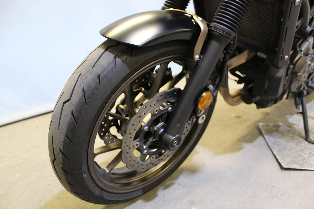 Yamaha XSR 700 ABS (2016 - 20) (14)