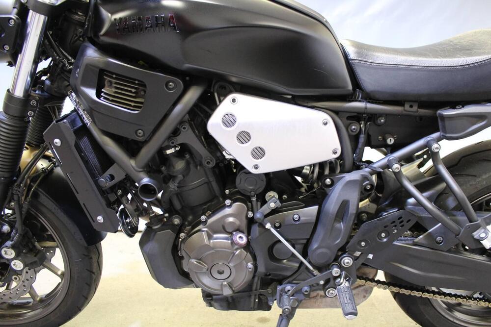 Yamaha XSR 700 ABS (2016 - 20) (16)
