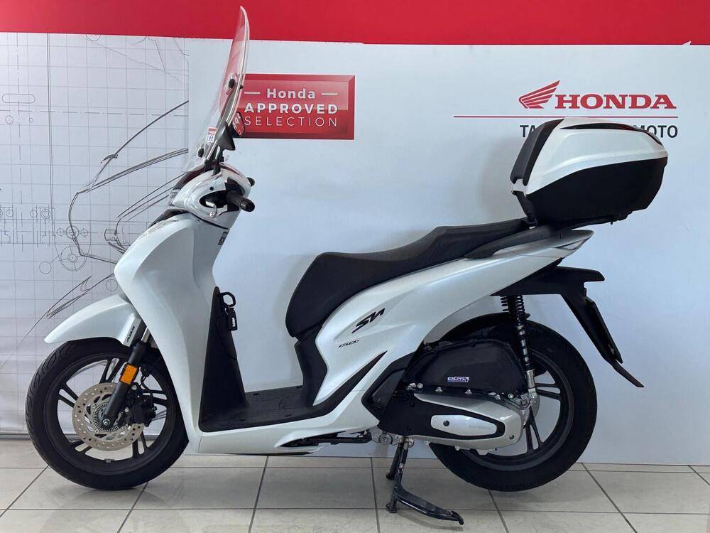 Honda SH 150i (2024 - 25) (3)