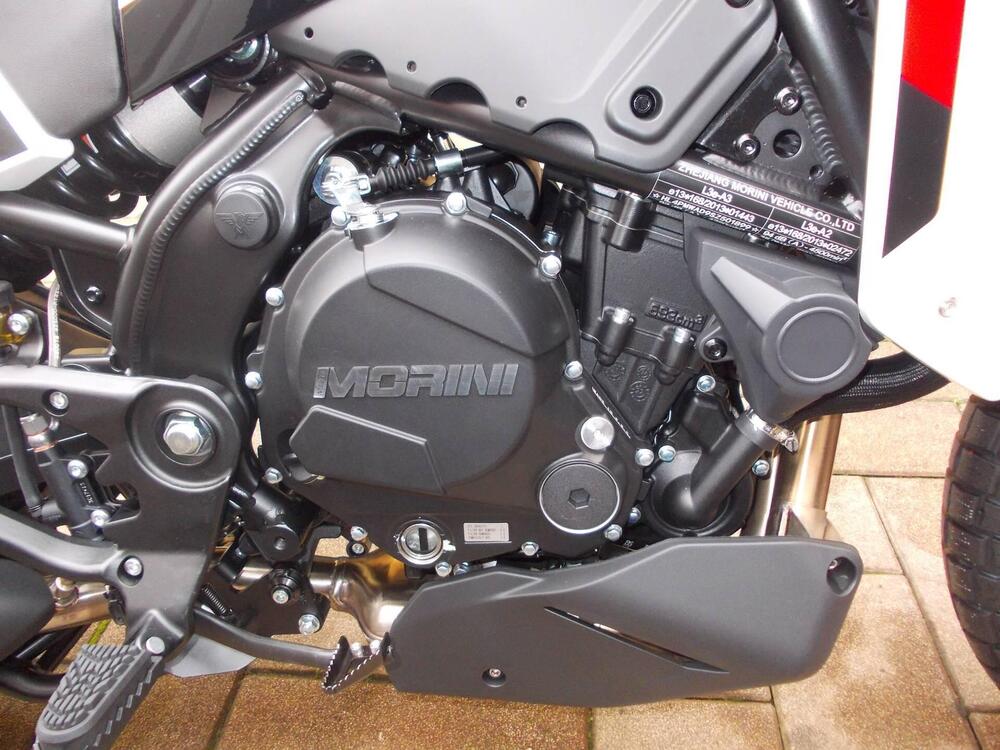 Moto Morini X-Cape 700 Gold Edition (2025 - 26) (7)