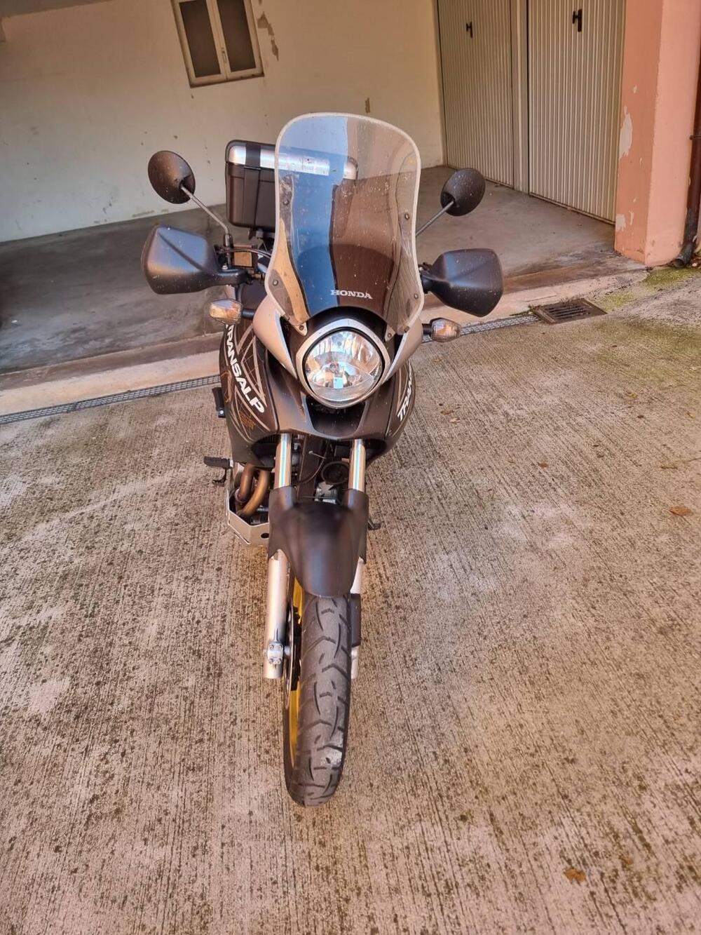 Honda Transalp XL 700 V ABS (2007 - 2013) (2)