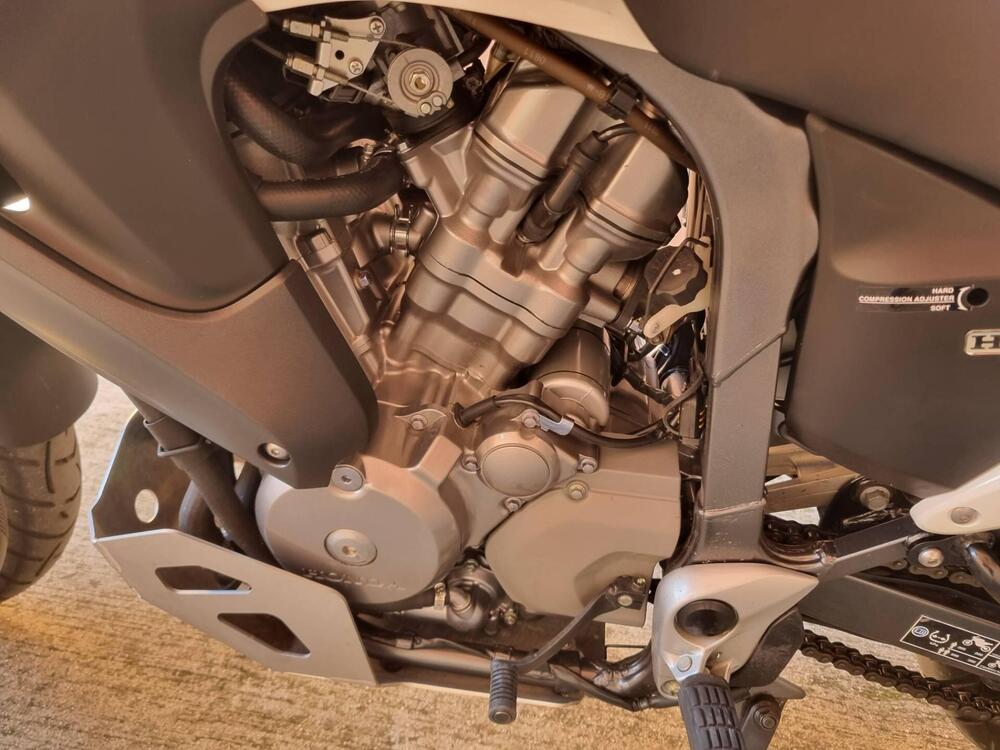 Honda Transalp XL 700 V ABS (2007 - 2013) (5)