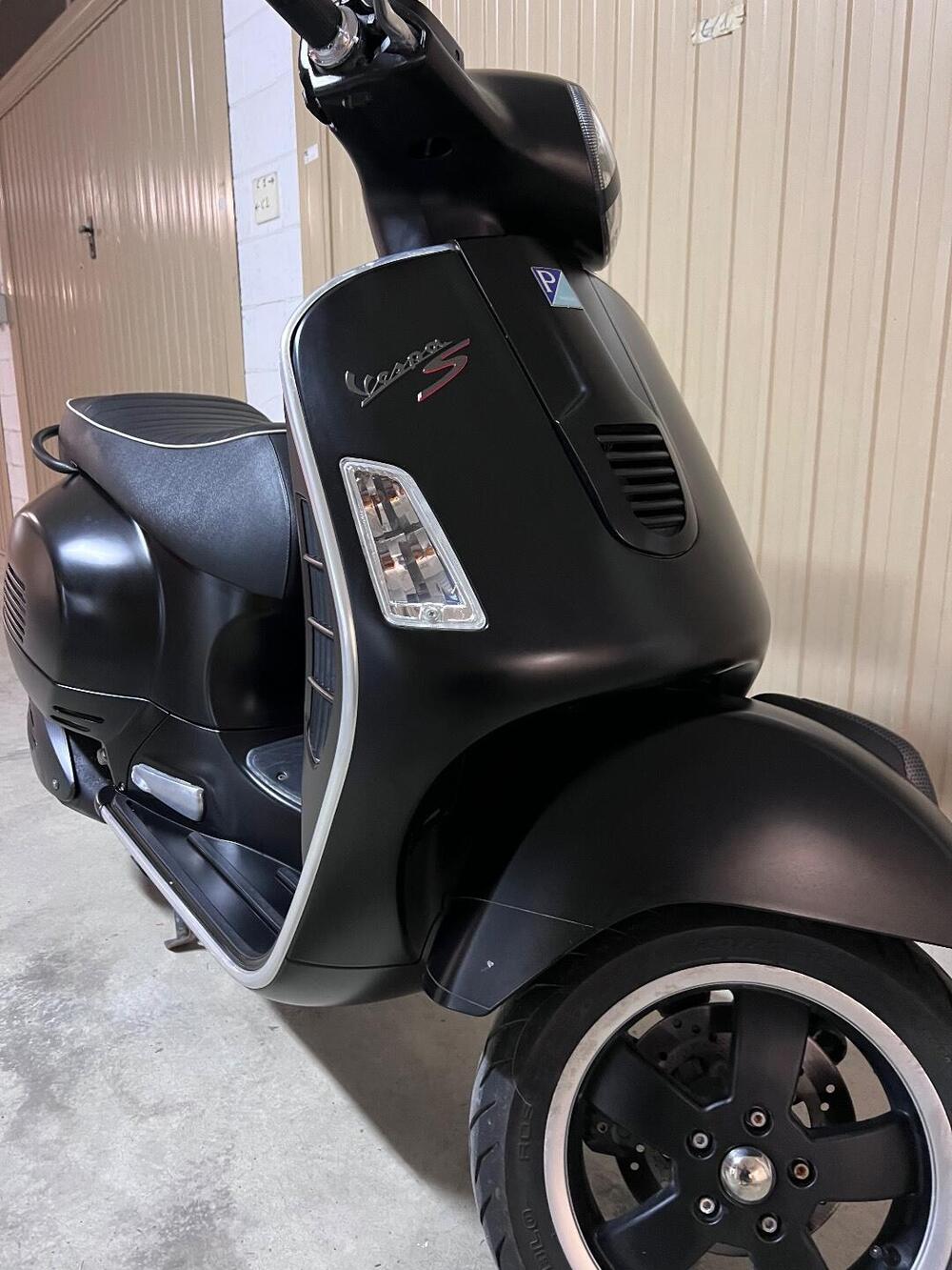 Vespa GTS 300 (2010 - 14) (3)