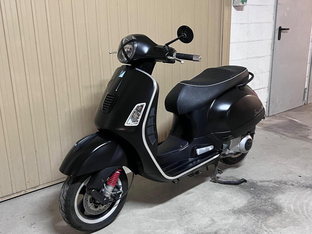 Vespa GTS 300 (2010 - 14) (4)