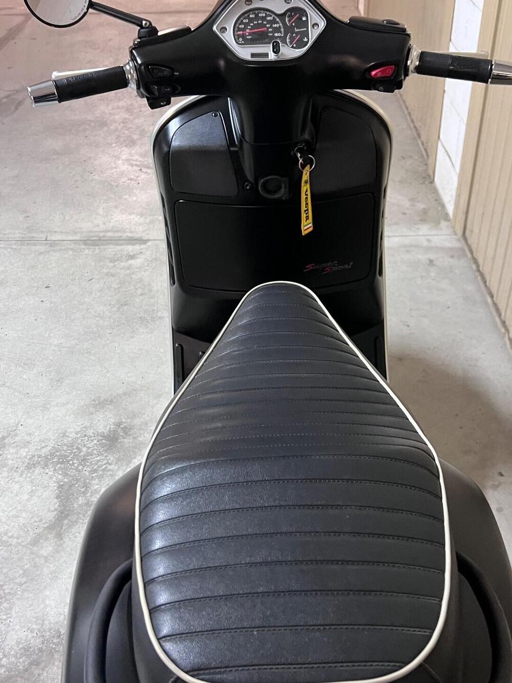 Vespa GTS 300 (2010 - 14) (5)