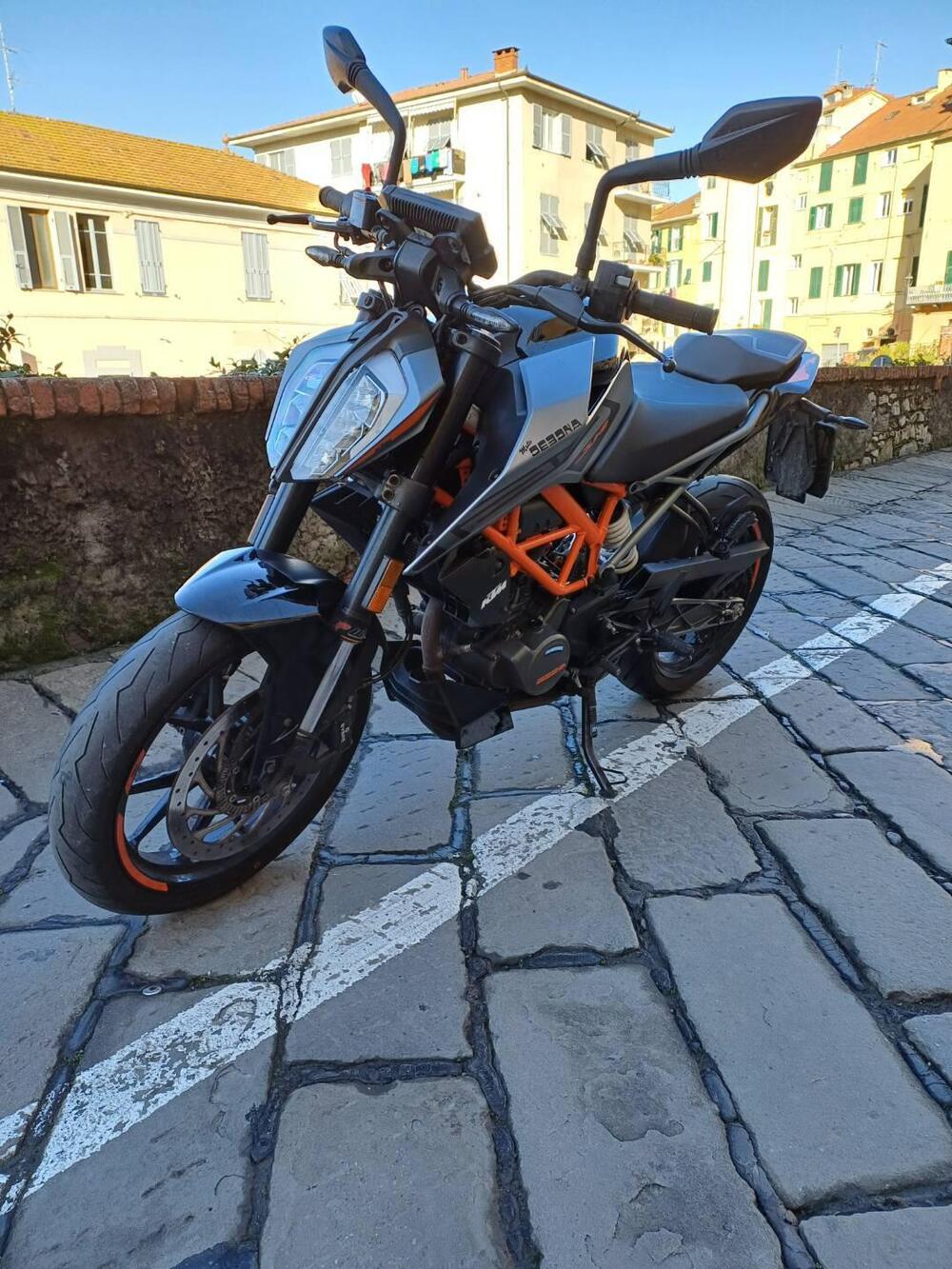KTM 125 Duke (2021 - 23) (3)