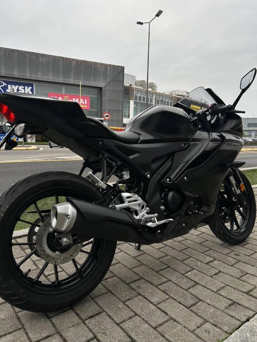 Yamaha YZF R125 (2023 - 25) (4)