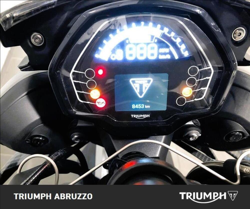 Triumph Street Triple 765 R (2023 - 26) (9)