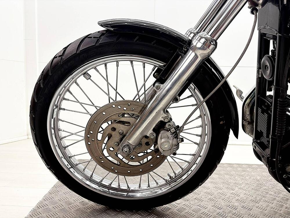 Harley-Davidson 883 Custom (2006 - 07) - XL 883C (14)