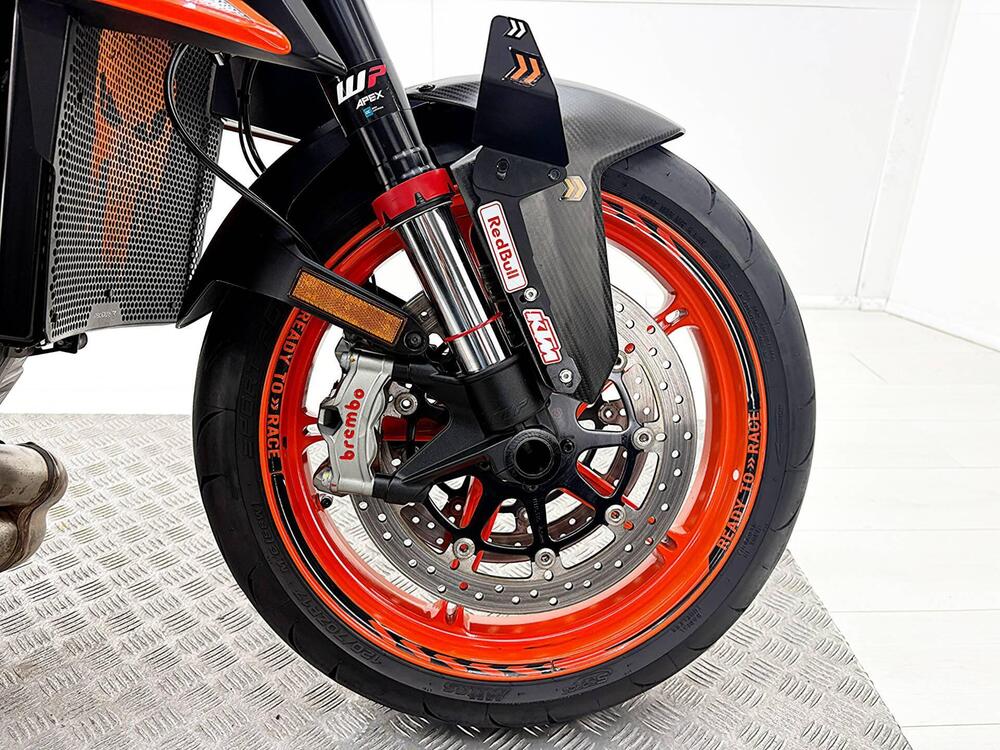 KTM 1290 Super Duke R (2022 - 23) (14)