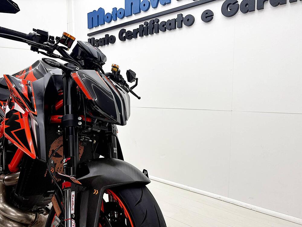 KTM 1290 Super Duke R (2022 - 23) (11)