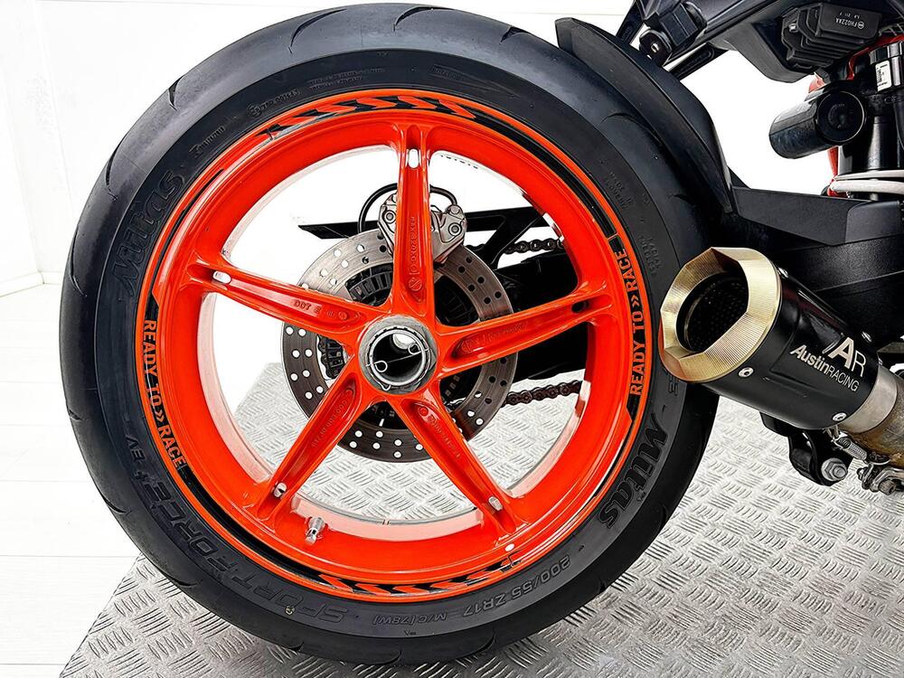 KTM 1290 Super Duke R (2022 - 23) (6)