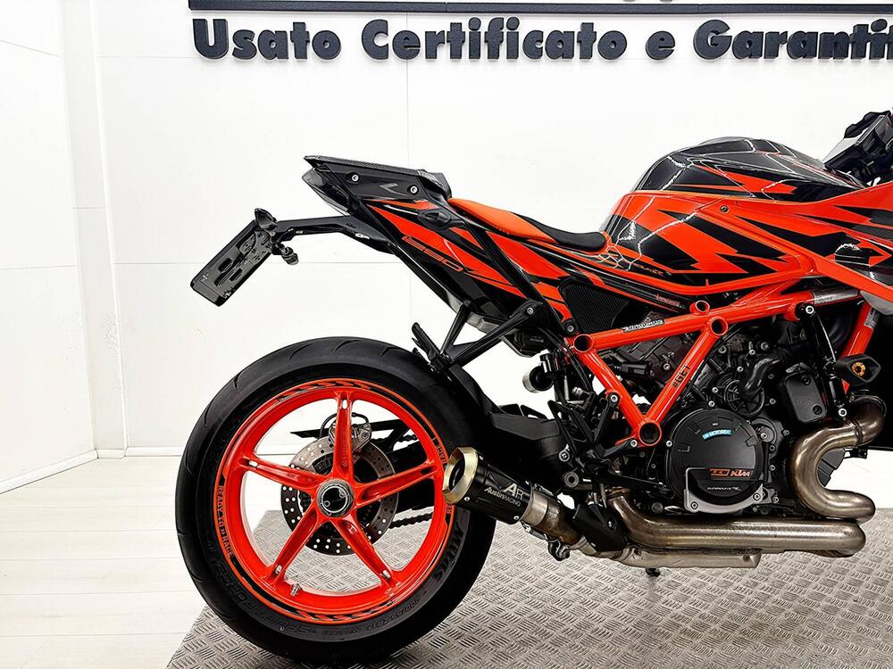 KTM 1290 Super Duke R (2022 - 23) (7)