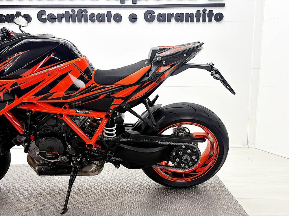 KTM 1290 Super Duke R (2022 - 23) (18)