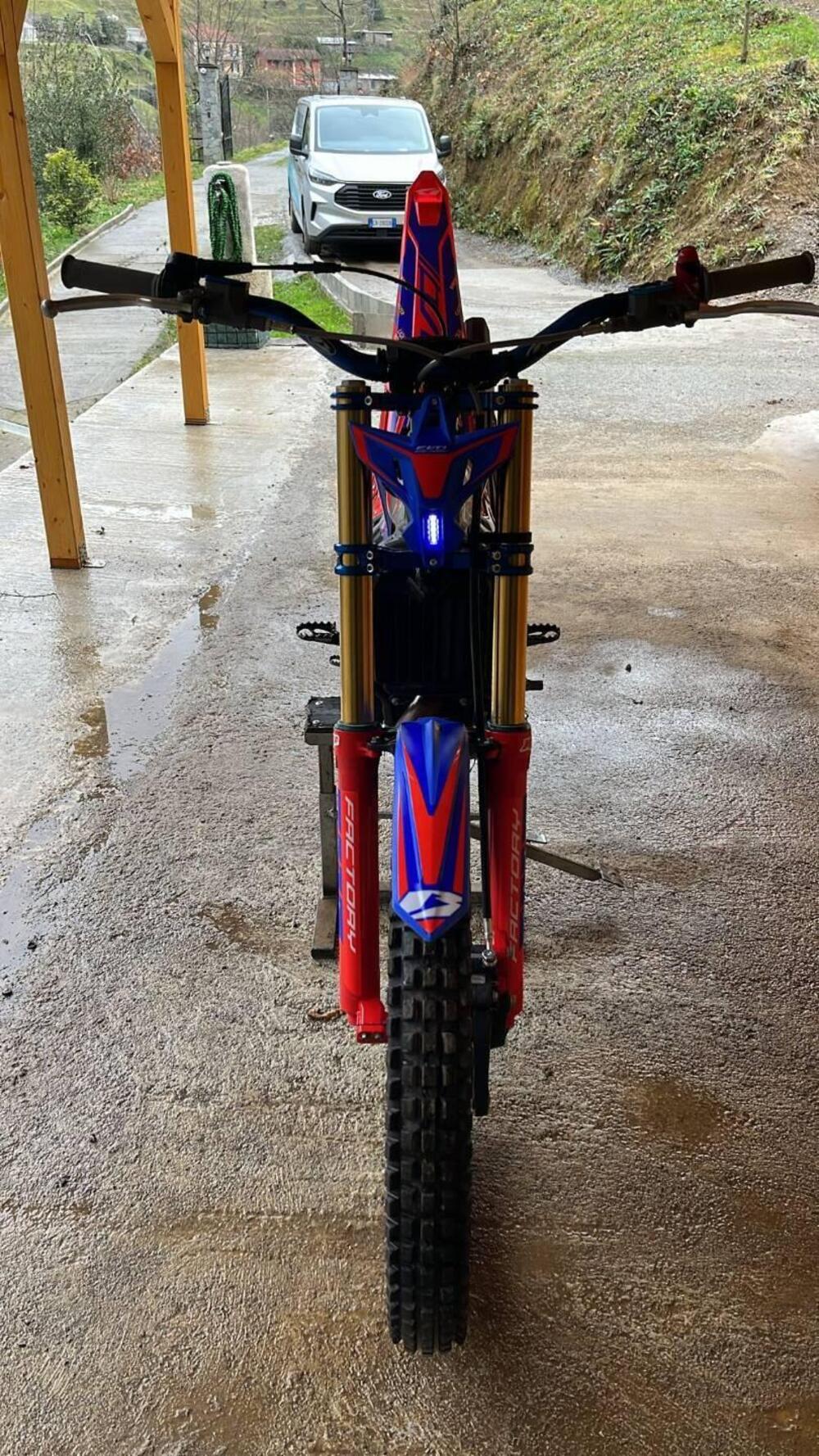 Betamotor Evo 300 2T Factory (2025) (4)