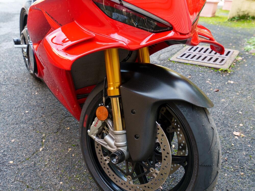 Ducati Panigale V4 S (2025) (4)