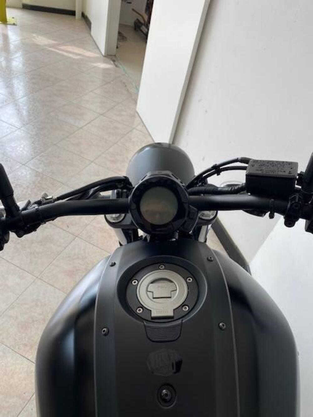 Yamaha XSR 700 (2021) (15)