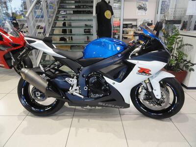 Suzuki GSX R 750 (2011 - 17) usata