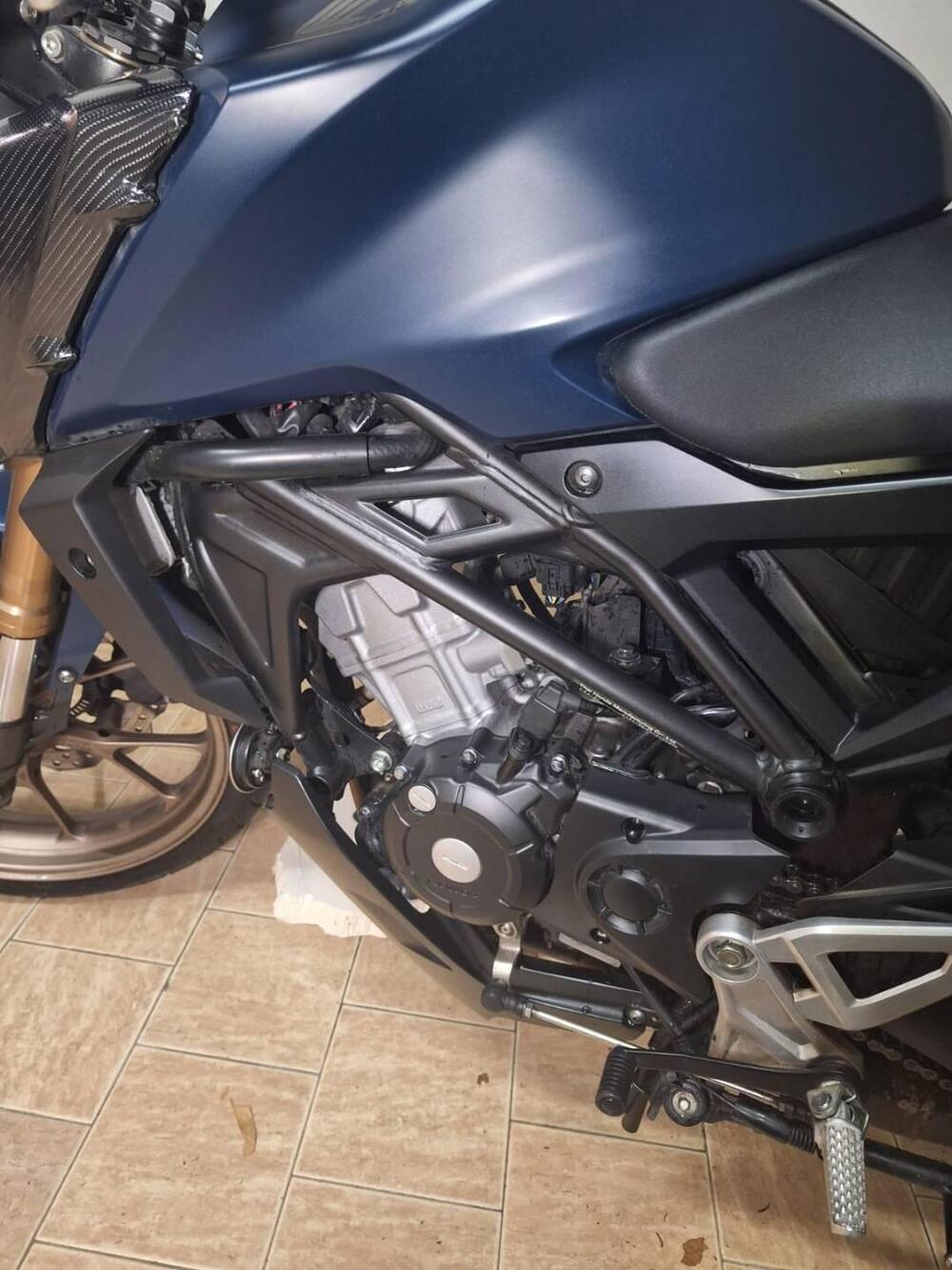 Honda CB 125 R (2021 - 23) (13)