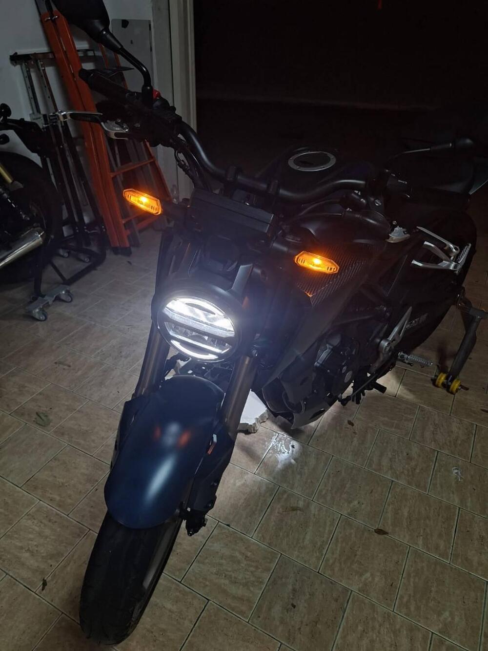 Honda CB 125 R (2021 - 23) (19)