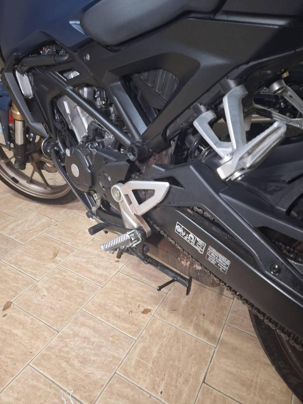 Honda CB 125 R (2021 - 23) (12)