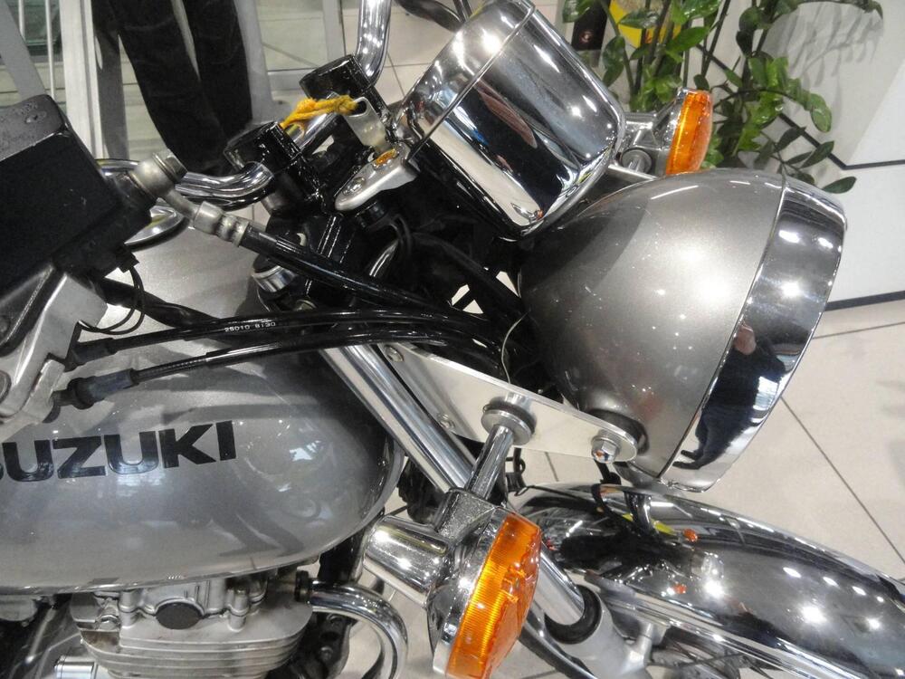 Suzuki TU 250 X (1997 - 03) (5)