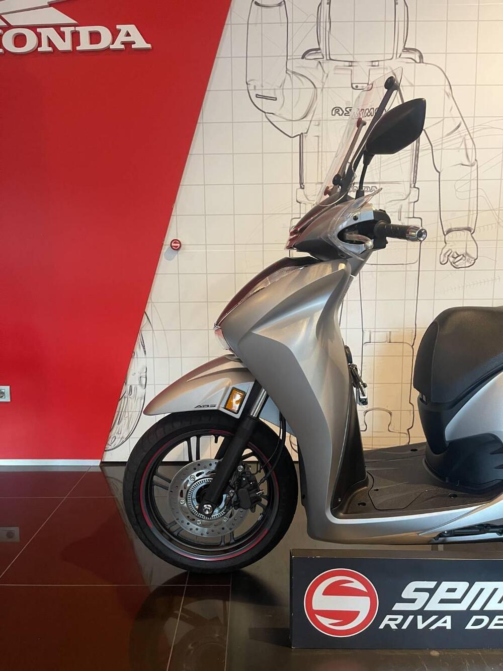 Honda SH 350 Sport (2021 - 24) (7)