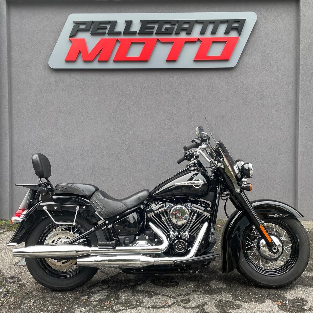 Harley-Davidson 114 Heritage Classic (2018 - 20) - FLHCS