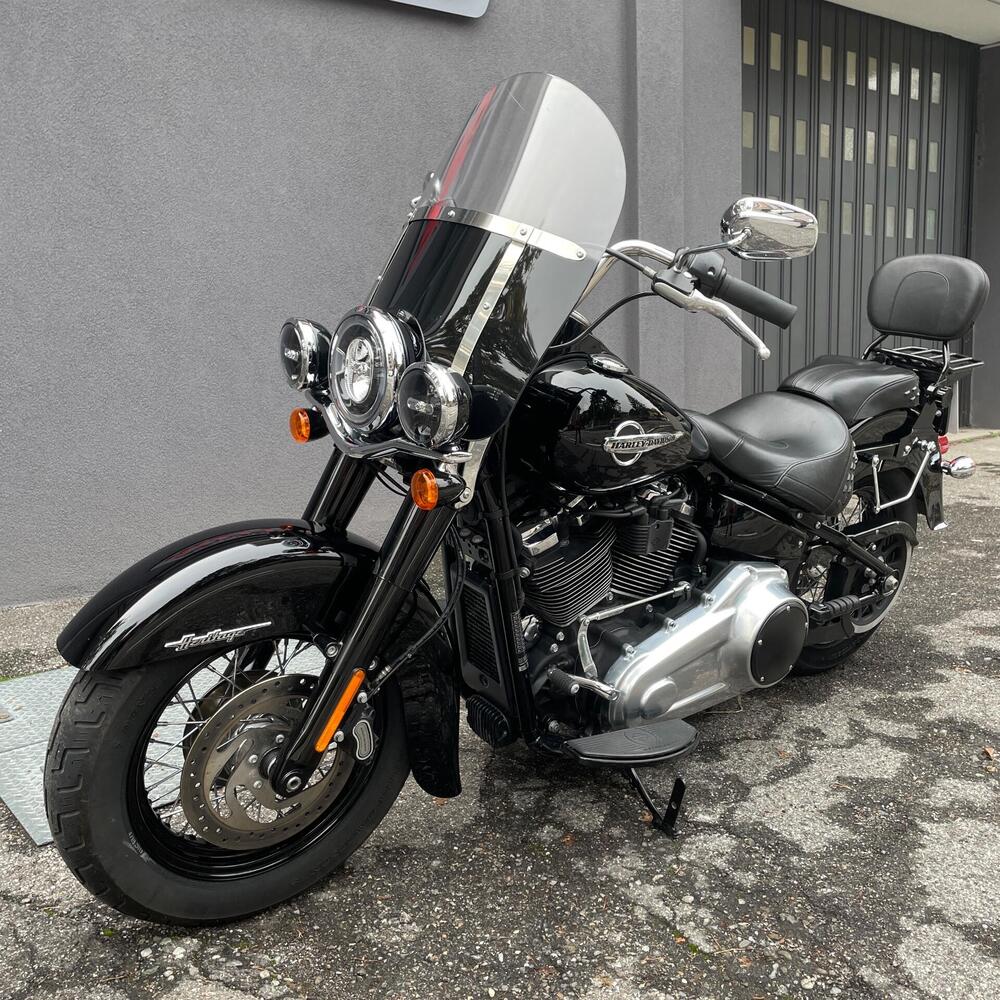 Harley-Davidson 114 Heritage Classic (2018 - 20) - FLHCS (4)
