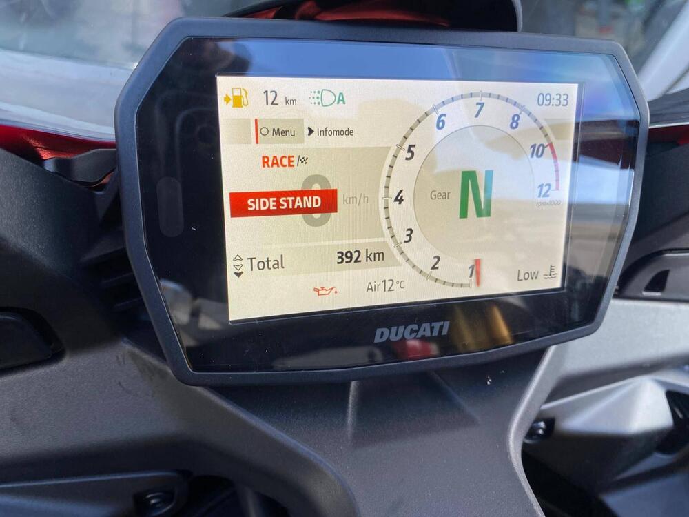 Ducati Panigale V2 S (2025) (3)