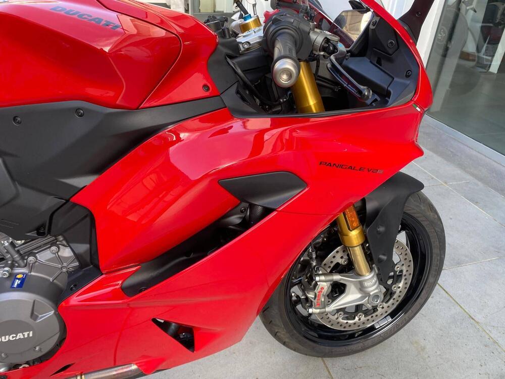 Ducati Panigale V2 S (2025) (6)