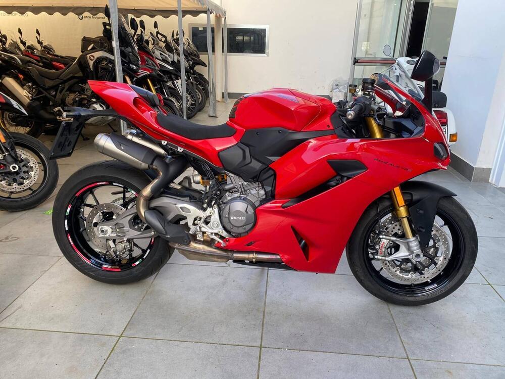 Ducati Panigale V2 S (2025)