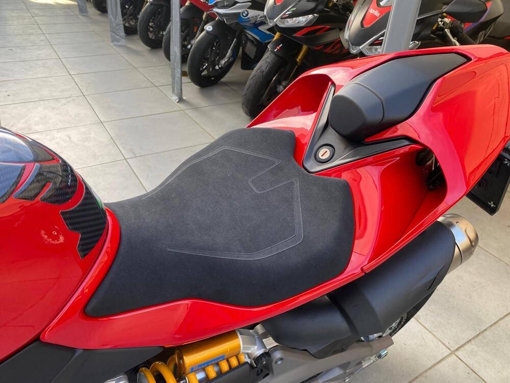 Ducati Panigale V2 S (2025) (14)