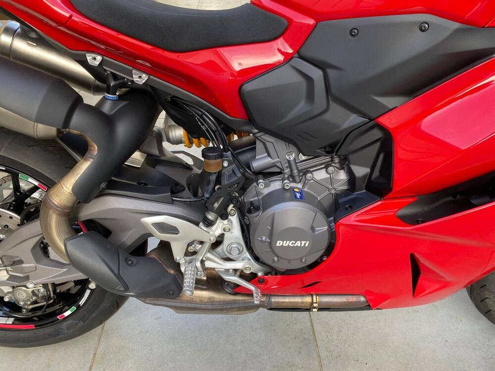 Ducati Panigale V2 S (2025) (10)