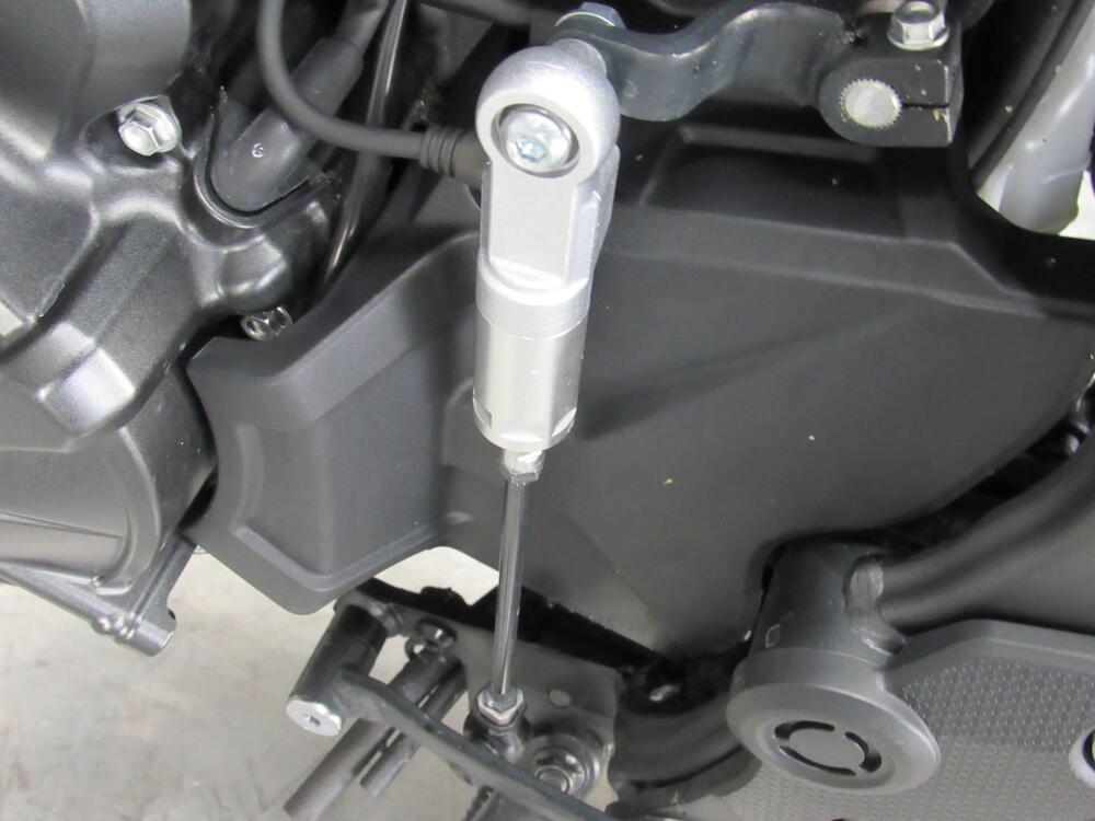 Honda CB 750 Hornet (2023 - 24) (14)