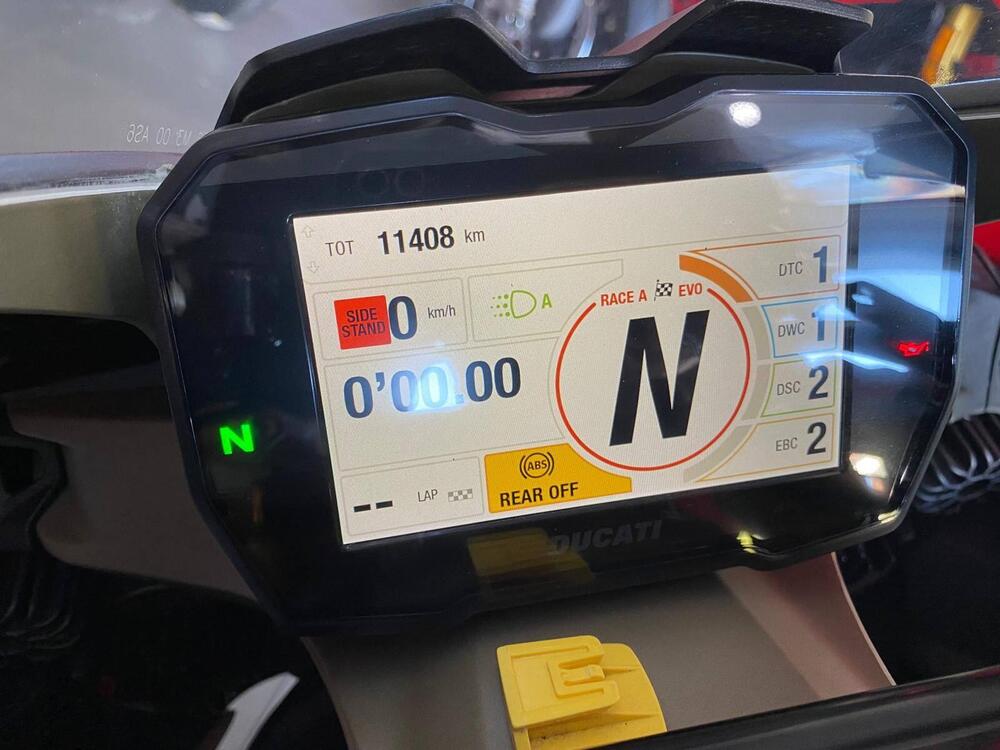Ducati Panigale V4 R (2023 - 24) (3)
