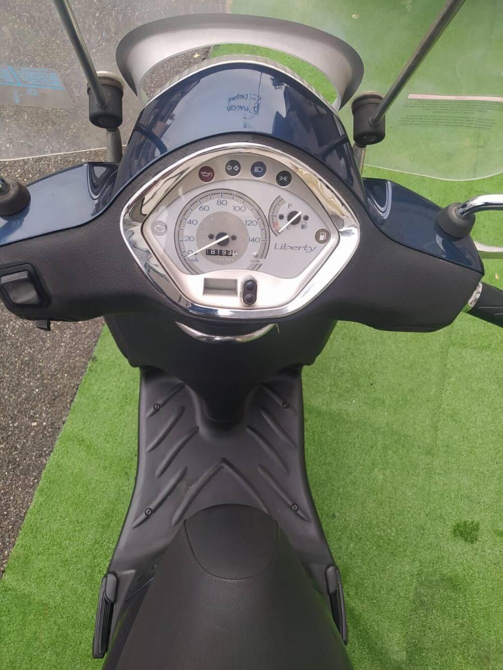 Piaggio Liberty 150 3V Full Optional (2013 - 15) (9)
